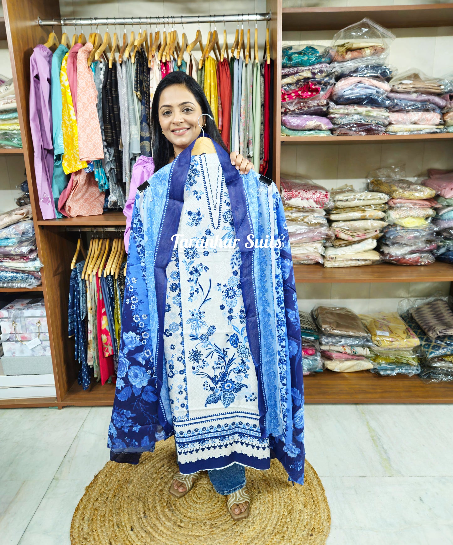 Pakistani Suits For Women Partv Wear