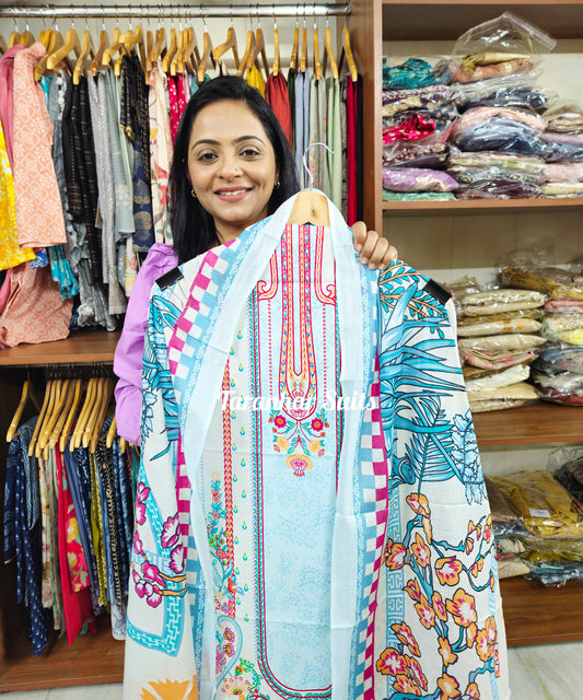 Pakistani Suits Design For Women