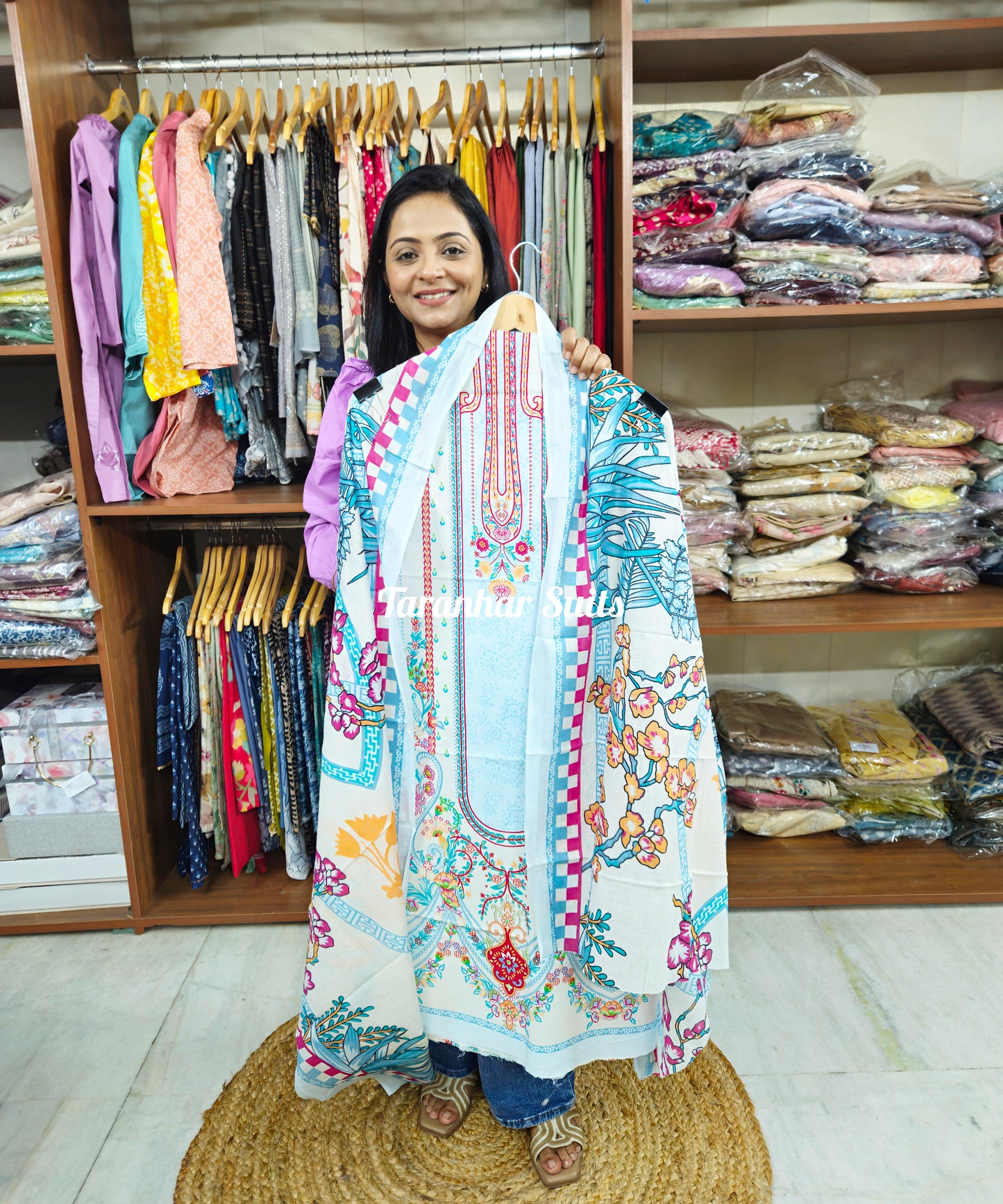 Pakistani Suits Design For Women